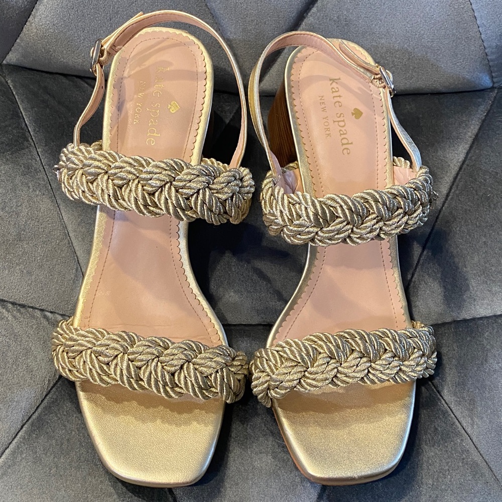 Beautiful metallic Kate Spade Gold Valentina Mid Heel. Size 10B. Pre-owned